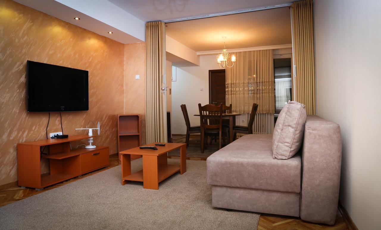 Comfort Inn Apartment ノヴィ・パザル エクステリア 写真